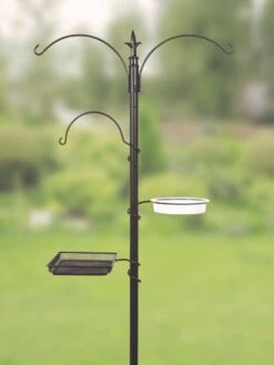 Gardmanยฎ Premium Bird Feeding Station
